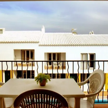 Digus Lägenhetshotell Fornells (Menorca)