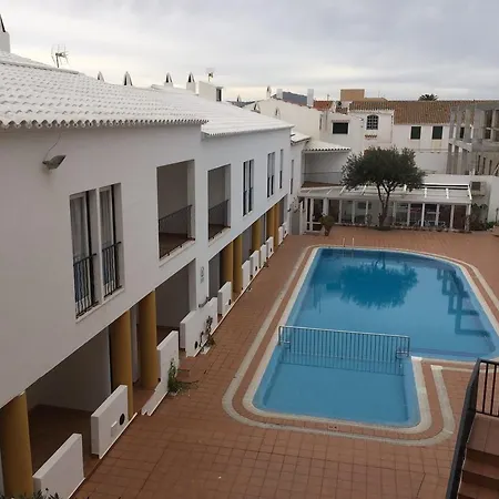 Digus Lägenhetshotell Fornells (Menorca)