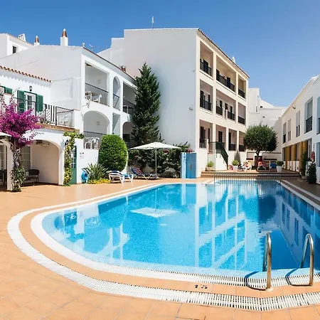 Digus Lägenhetshotell Fornells (Menorca)